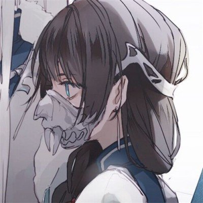 楼顶太阳能被风吹落致车辆玻璃碎裂